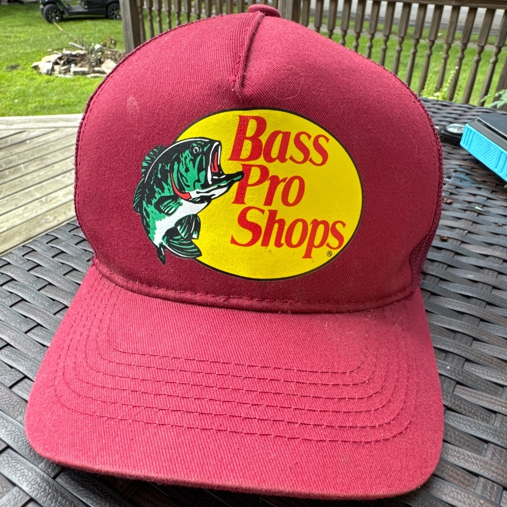 Bass Pro Shops trucker hat